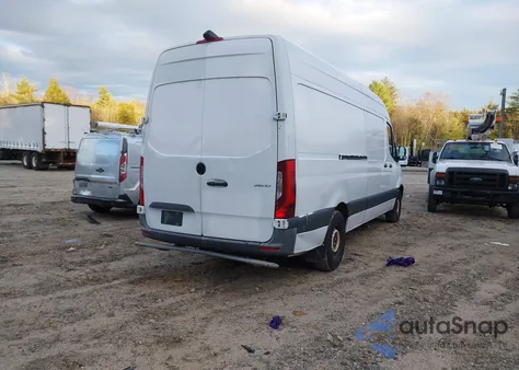 2019 Mercedes-Benz Sprinter 2500 High Roof V6 from USA, damaged, VIN WD3PF1CD6KP048348